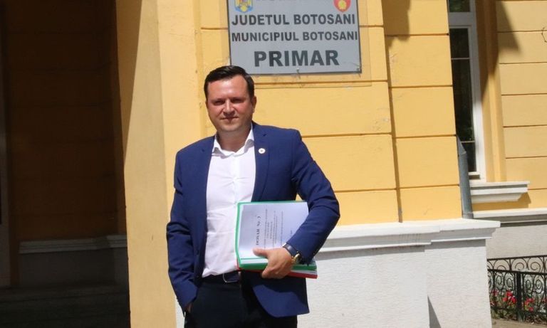 Omul de afaceri Cătălin Silegeanu și-a depus candidatura pentru funcția de primar al municipiului Botoșani