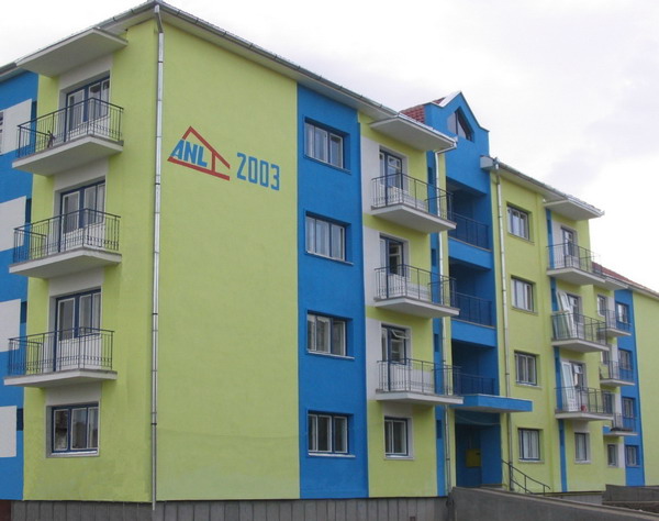 Municipalitatea vinde peste 130 de apartamente ANL