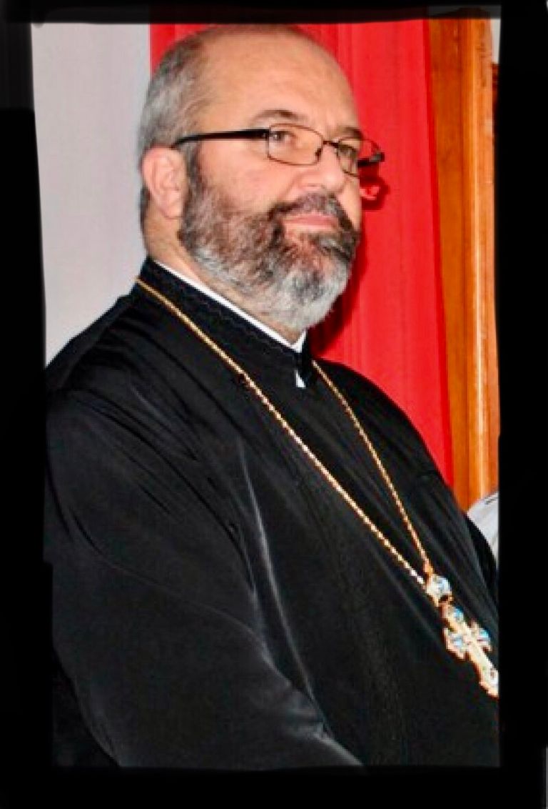 Preotul transferat cu elicopterul la Iași din cauza Covid a decedat