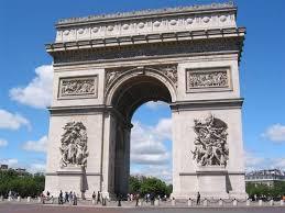 Alertă cu bombă la Arcul de Triumf din Paris. Zona a fost evacuată