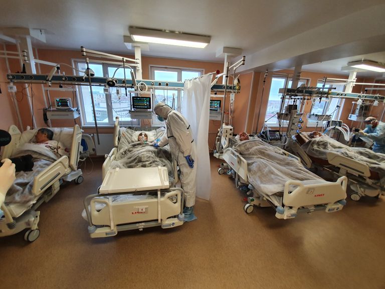 Covid nu mai lasă loc pentru alte boli în spital (video)