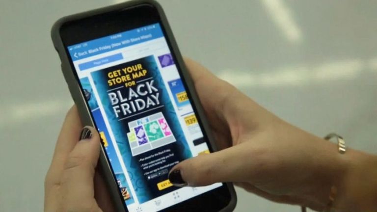 Explozie a vânzărilor online de Black Friday