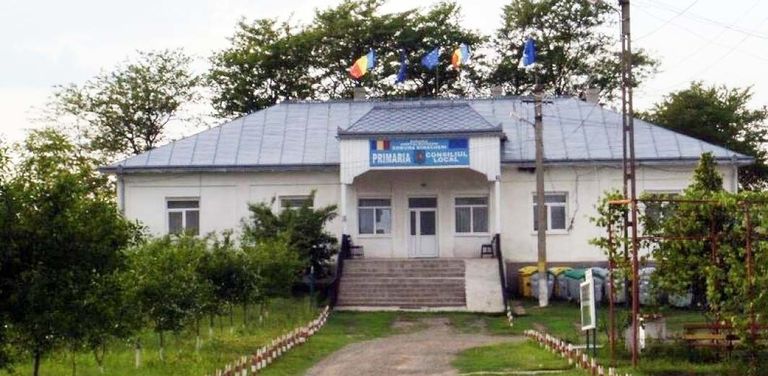 Contabila Primăriei Dimăcheni face lumină în sumele cheltuite