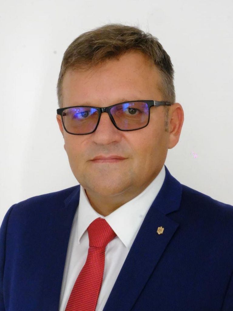 Ministrul Marius Budăi a anunțat că ziua de 2 decembrie 2022 va fi zi liberă