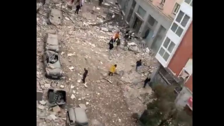Explozie uriașă în centrul Madridului. O clădire a explodat şi trei oameni au murit