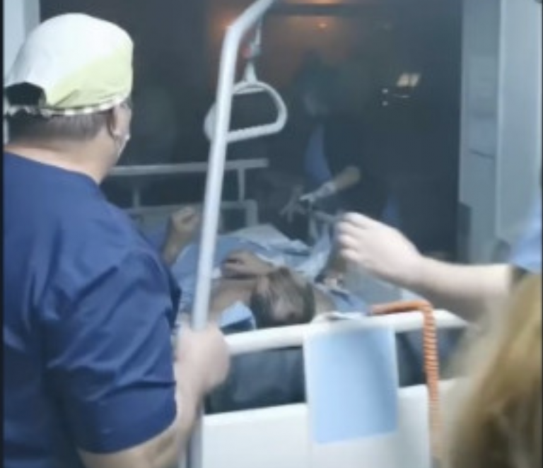 Nou incident într-un spital din Bucureşti. Pacienţi evacuaţi de la ATI