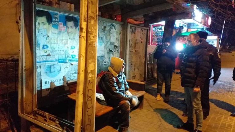 Primarul municipiului a ieşit pe străzi să caute persoanele care dorm sub cerul liber
