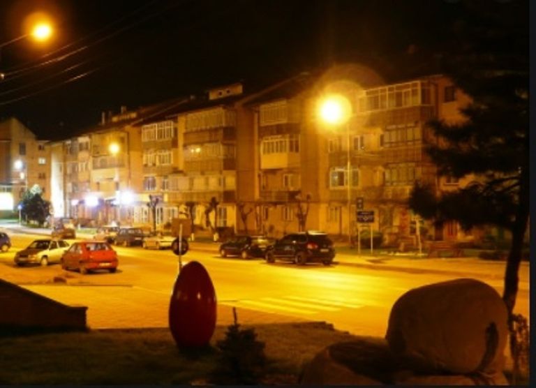 Băiatul care a fugit din curtea spitalului a fost depistat în Dorohoi