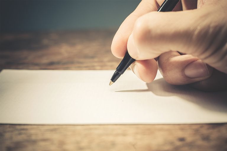 Descarcă aici noile modele de declarații pe propria răspundere și adeverințe de la angajator