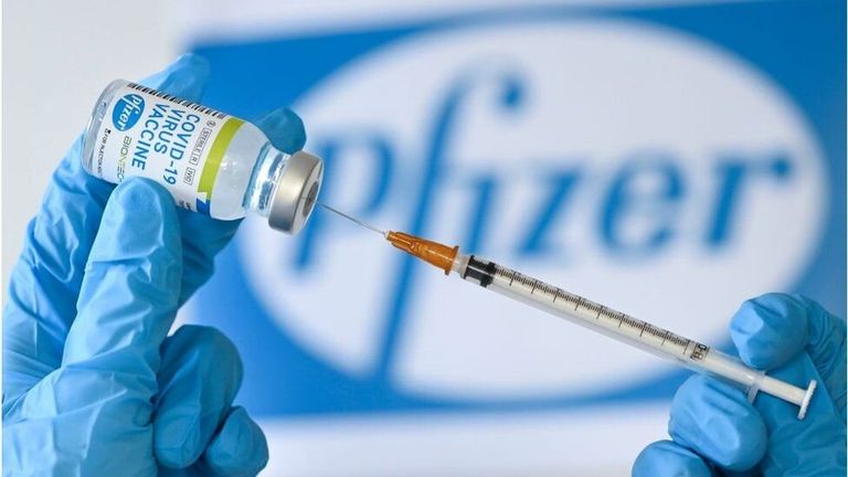 România primește astăzi peste 725.000 de doze de vaccin Pfizer- cea mai mare tranşă de până acum