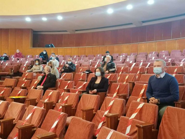 Şedinţă extraordinară pentru numirea administratorilor de la Eltrans (video)