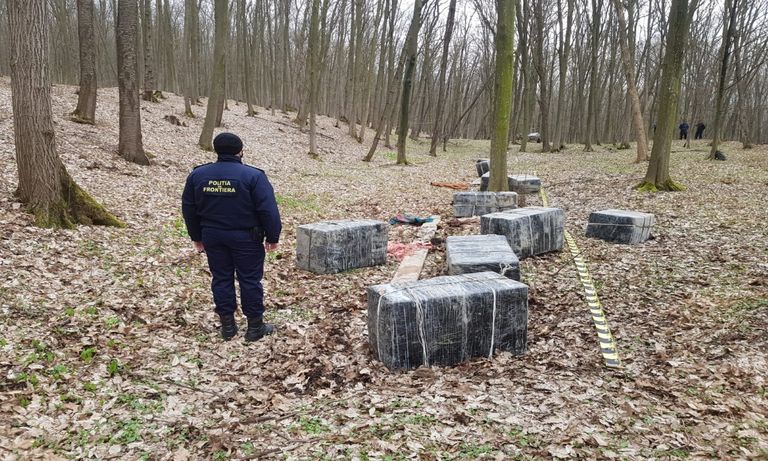 Focuri de armă la frontiera cu Ucraina. Captură importantă de țigări de contrabandă (VIDEO)
