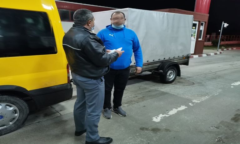 Document de identitate fals cumpărat cu 350 de euro