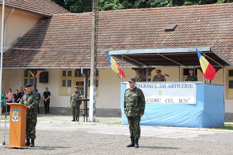 Schimbări în conducerea Garnizoanei Militare Botoșani. Comandanții trec în rezervă