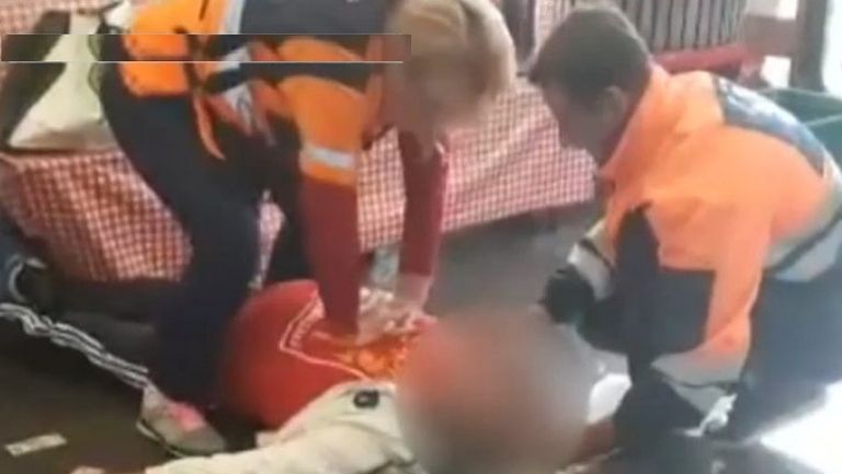 Bărbat mort la cumpărături într-un hipermarket