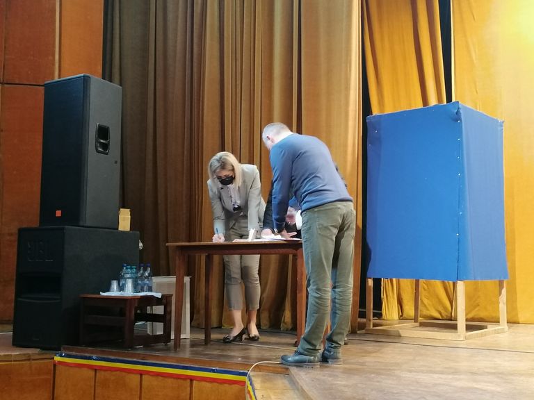 Social democraţii nu au reuşit să-şi impună oamenii în CA-ul de la Eltrans