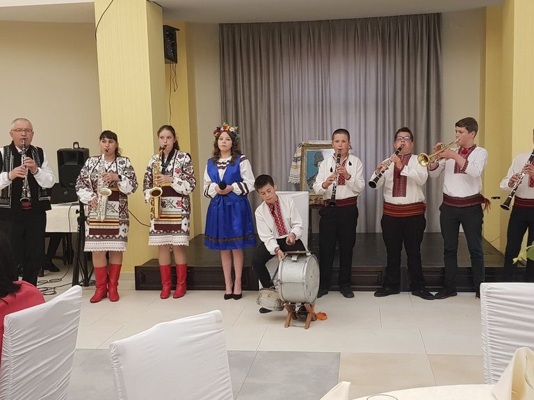Ucraineni din două țări, aflați în sărbătoare la Botoșani