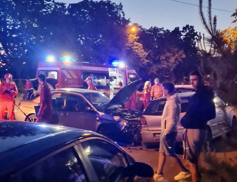 Impact violent pe Strada Pacea (video)