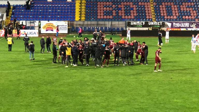 FC Botosani o face campioană pe CFR. Ardelenii câștigă cu 1-0 și devin campioni (video)