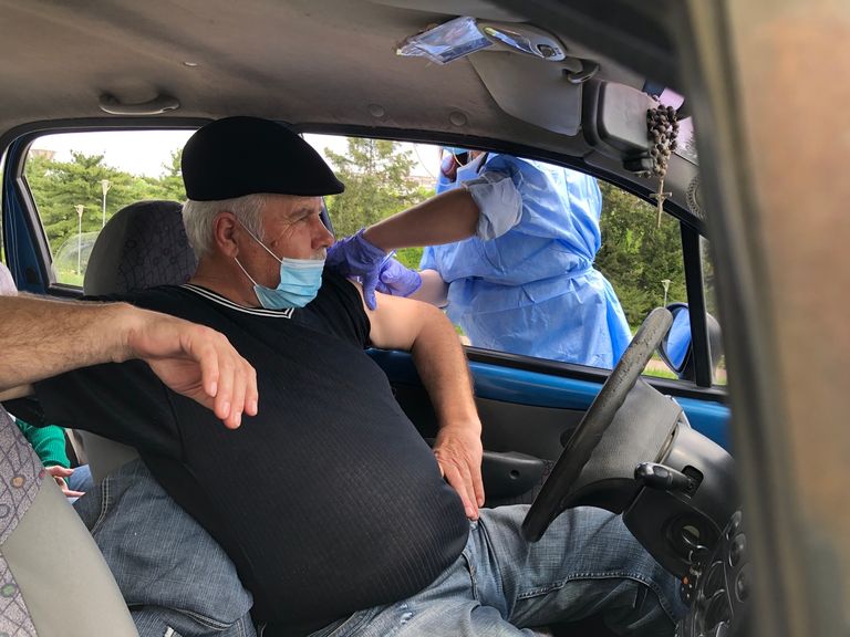 Peste 400 de botoşăneni vaccinaţi sâmbătă fără programare (video)
