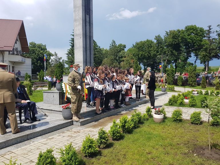 Veterani nonagenari și peste 100 de eroi onorați la Albești