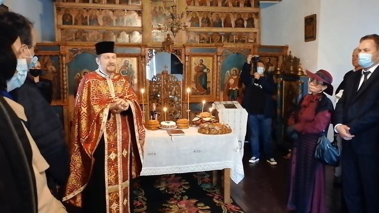 Un preot botoşănean propune ca rămăşiţele pământeşti ale lui Eminescu să fie aduse la Ipoteşti