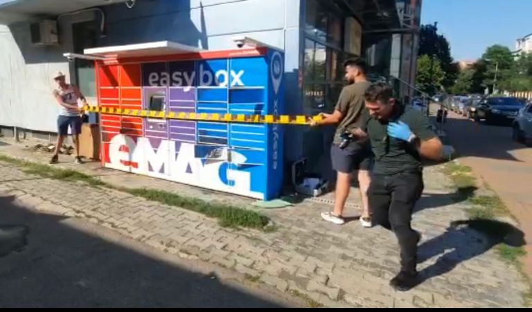Cutii Easybox sparte în Botoşani (video)