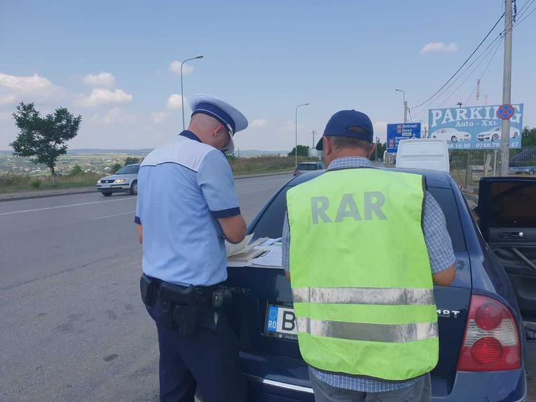 Noi controale organizate în trafic de polițiști