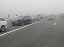 Carambol pe Autostrada Soarelui: 55 de mașini lovite în 3 accidente în lanț. Circulația este blocată. A fost activat planul roșu