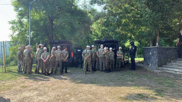 Jandarmii botoșăneni au descins în Tabăra de airsoft de la Agafton