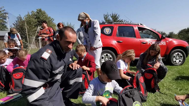 Inedit! La 173 de ani de existență, pompierii au făcut fericiți tot atâția copii