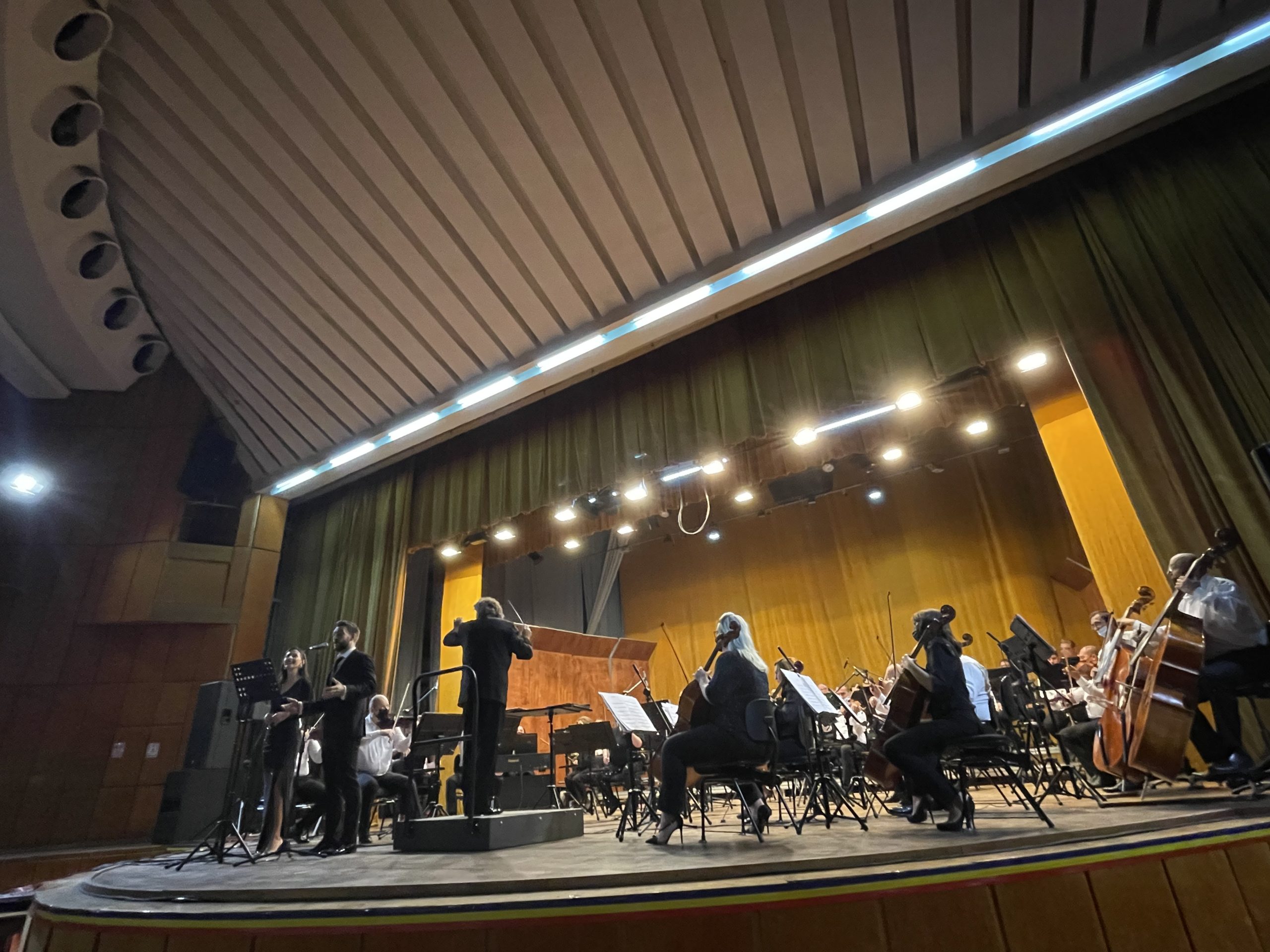 Adolescent Elementary school dedication Un nou concert de muzică simfonică organizat de Filarmonică - Monitorul de  Botoșani