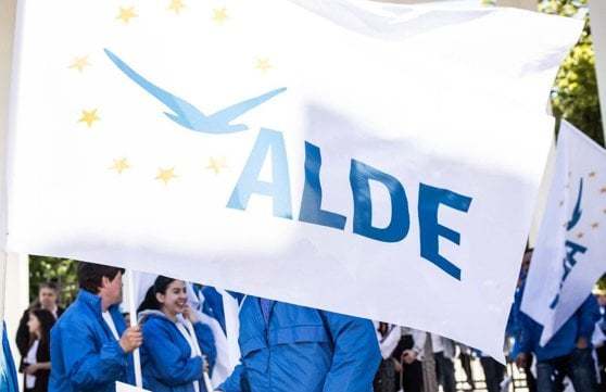 Comunicat ALDE Botoșani: Tradițiile și obiceiurile din străbuni sunt cele care bucură botoșănenii,  indiferent de vârstă sau statut social.