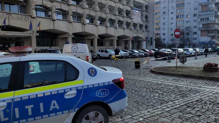 Bagaj suspect în Piața Revoluției. Desfășurare impresionantă de forțe (VIDEO)