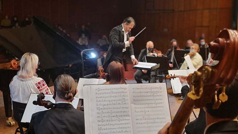 MONITORUL VIDEO: Simfonii românești interpretate de Filarmonica „George Enescu”