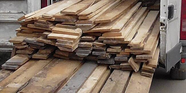 Sancţiuni şi marfă confiscată din cauza afacerilor ilegale cu lemne