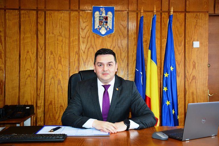 Prefectul județului, Sorin Cornilă – „Fac un apel la calm”. Autoritățile pregătite să gestioneze prezența eventualilor refugiați