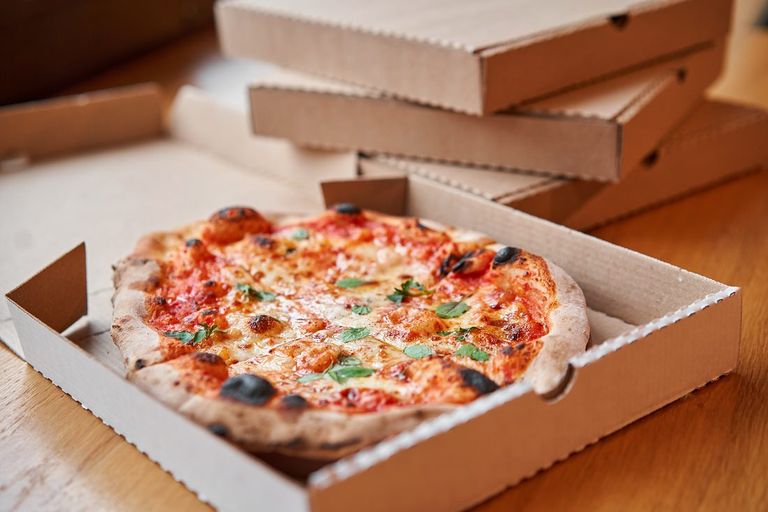 Pizza contaminată retrasă de pe rafturi