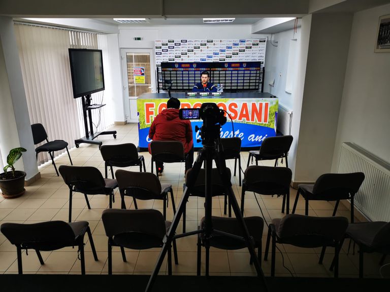 Conferință de presă la FC Botoșani cu un singur jurnalist (video)