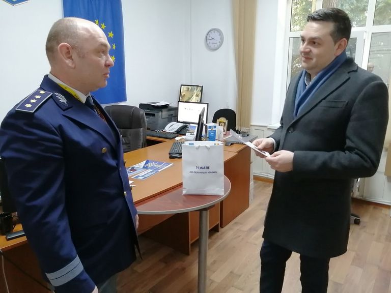 Prefectul a vizitat Serviciul de Pașapoarte
