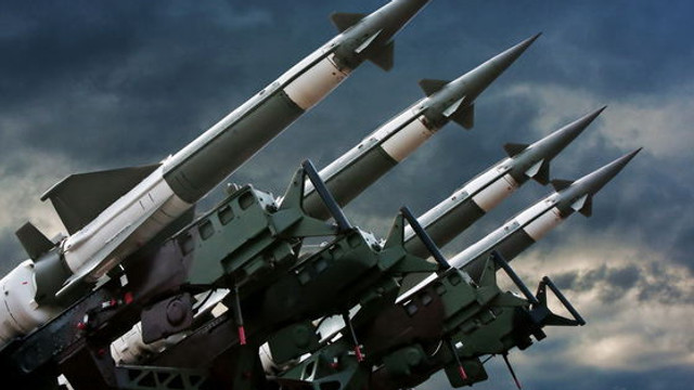 Rusia avertizează SUA că transporturile de armament către Ucraina pot fi percepute drept ”ținte”
