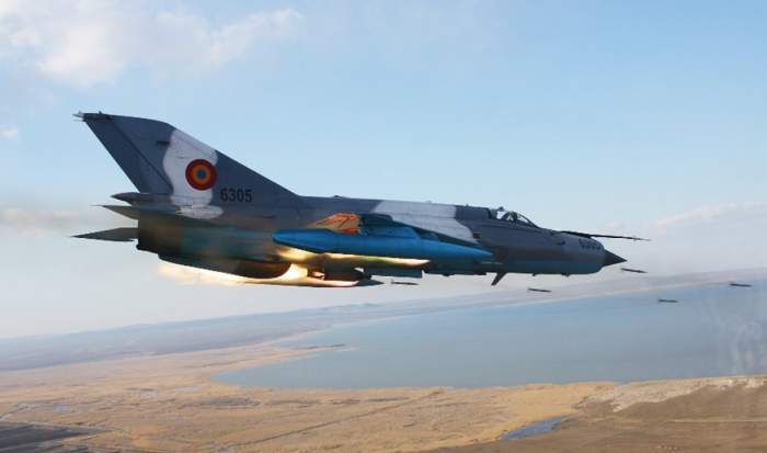 Un avion MiG 21 LanceR a dispărut de pe radar în județul Constanța