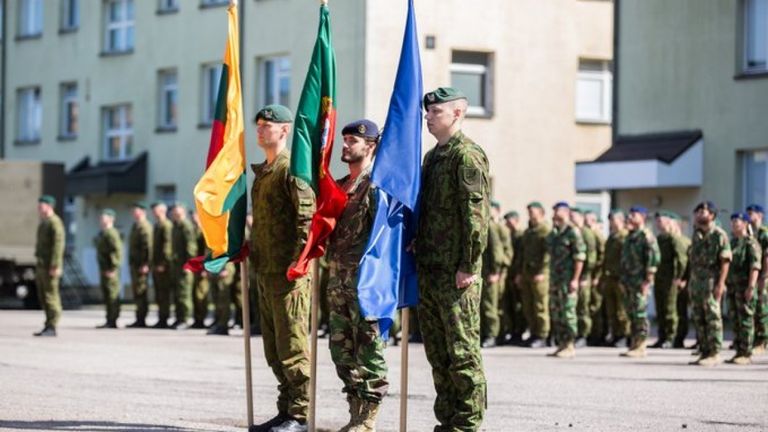 Aproape 200 de soldați portughezi vin în România pentru a întări apărarea