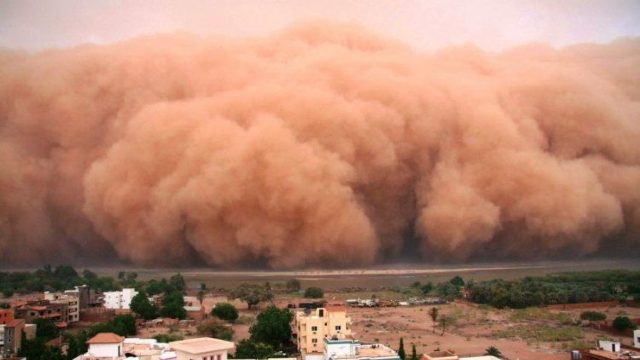 Alertă meteo din cauza unui nor de praf saharian