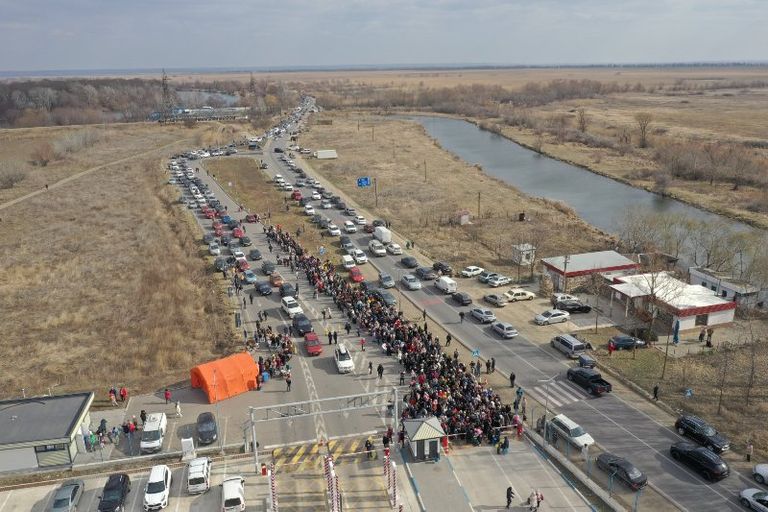 Kievul anunţă că au fost create nouă coridoare umanitare pentru evacuarea civililor
