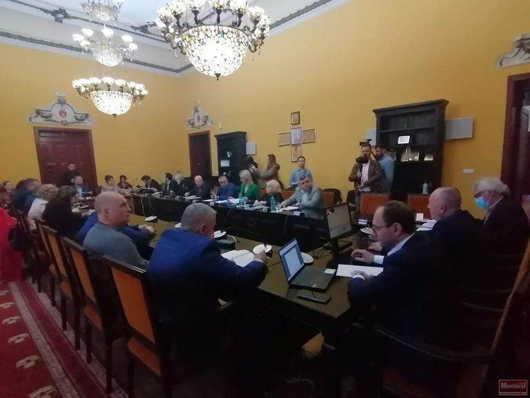 Săptămână cu decizii importante în deliberativul local