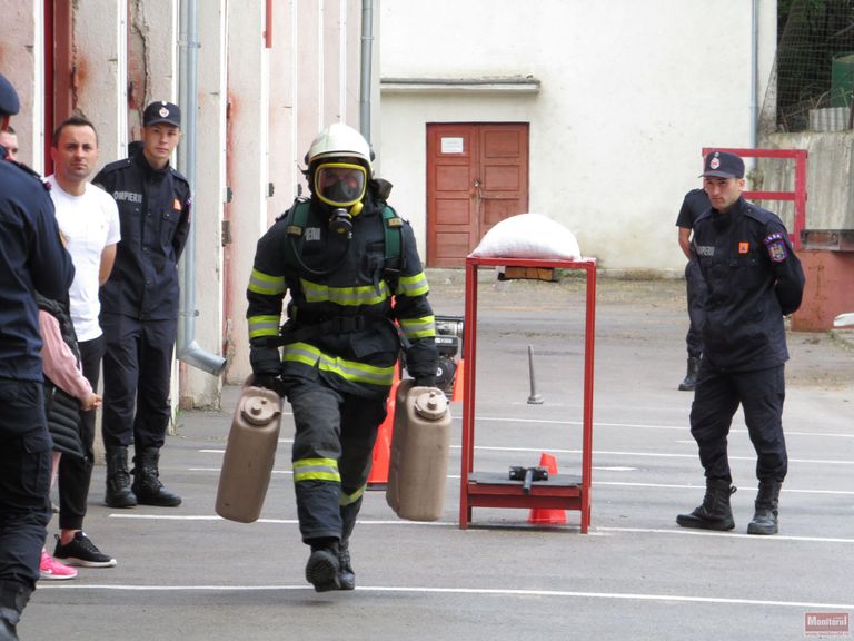 Inspectoratul pentru Situaţii de Urgenţă a desemnat „cel mai puternic pompier”