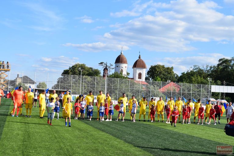 Legendele fotbalului românesc, pe INIMA botoșănenilor prezenți la Pomârla la inaugurarea „Arena Andrei Dumitraș” (Foto +VIdeo) »»