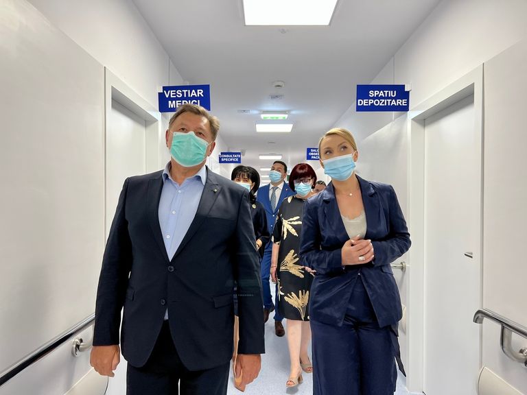 MONITORUL VIDEO: Medicul Ramona Guraliuc: “Mulţumesc, în primul rând, colegilor”