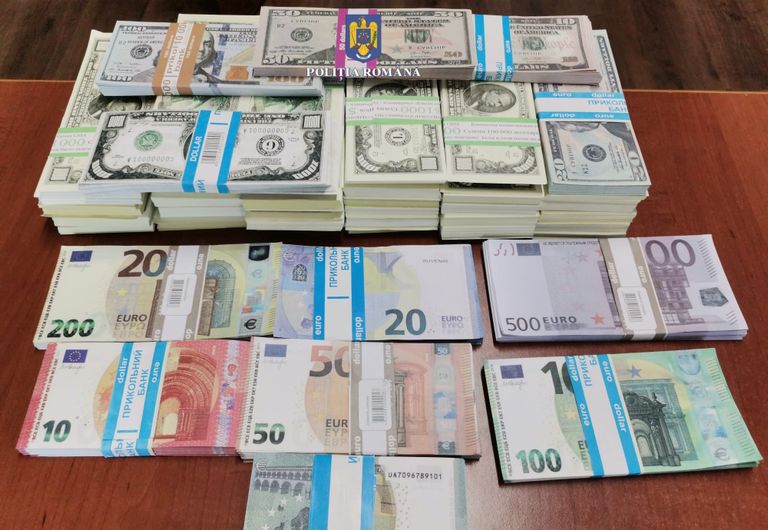 Sumă colosală confiscată de polițiștii SCCO în cazul valutei false. Suspecții s-ar fi „aprovizionat” de la o firmă din Suceava